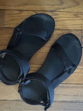 Teva Original Univeral Sandals in Black
